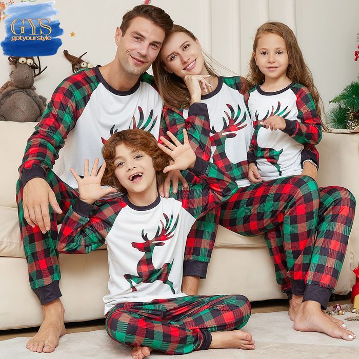 Cartoon Elk Plaid Print Pajamas Set For Family